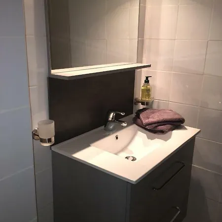 La Roche アパート *